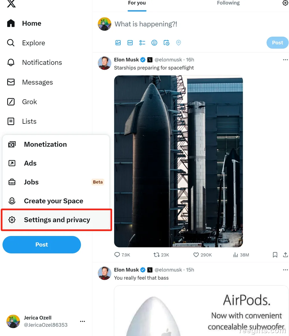 More 菜单中的 Settings and privacy 选项